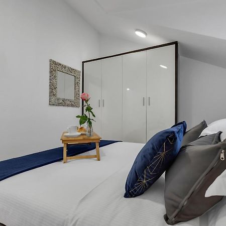 Luxury City Center Apartments มาคาร์สกา ภายนอก รูปภาพ